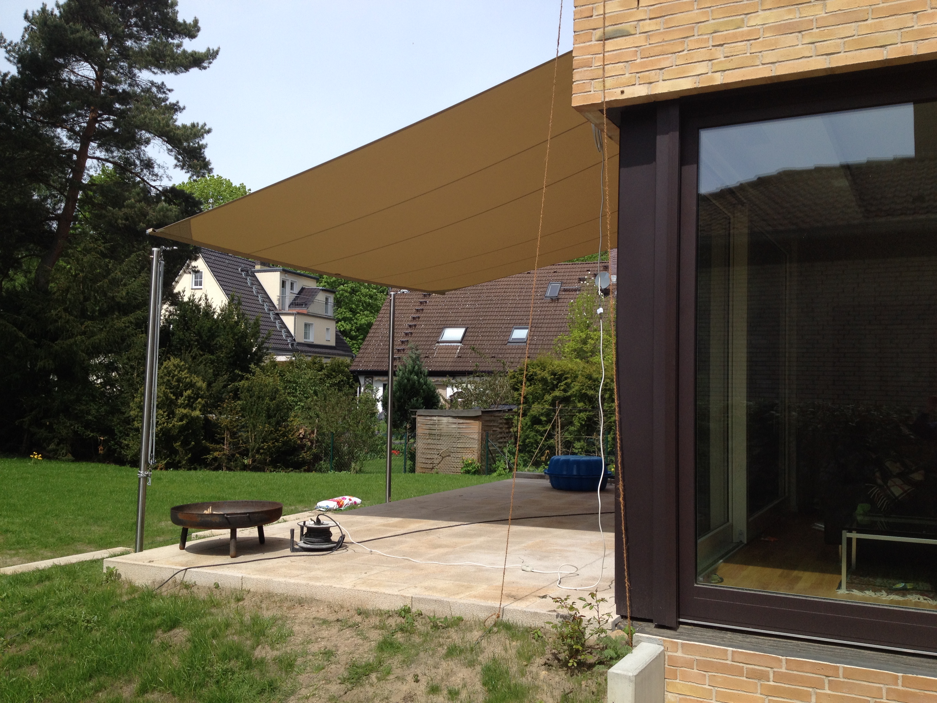 BV Berlin Frohnau, Aufbau Terrassen-Sonnensegel