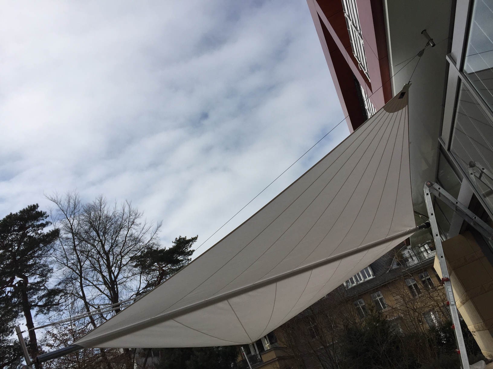 Tücher-Wechsel einer Sunsquare Segel Anlage